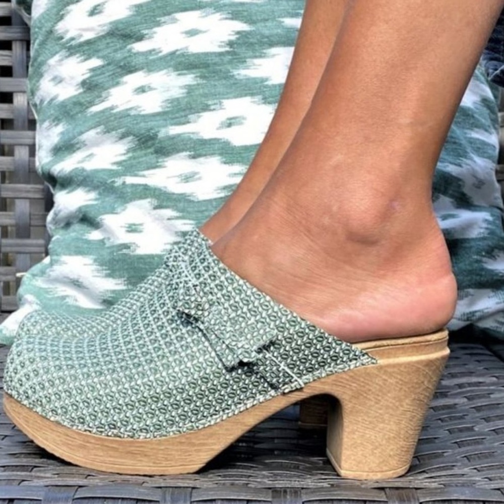 CALOU STOCKHOLM A Classic slip on clog